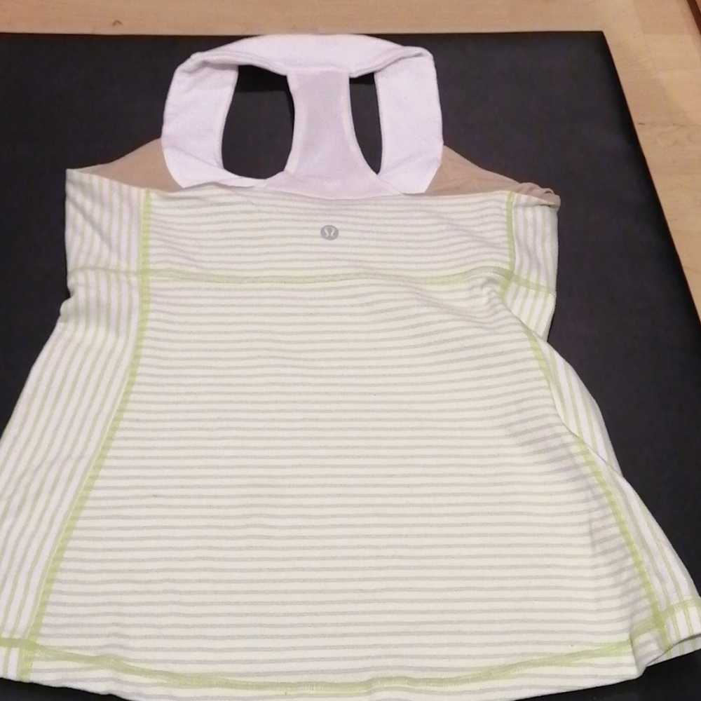 Lululemon tank tops